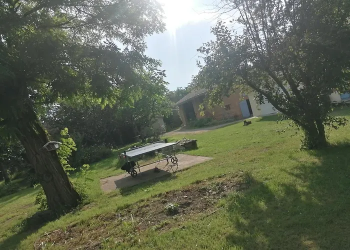 La Noyeraie Homestay Saint-Nicolas-de-la-Grave